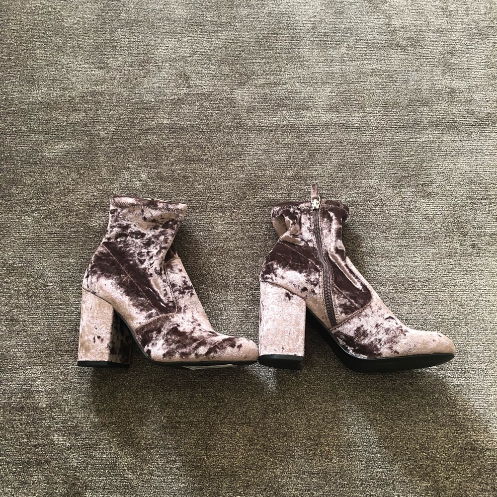 Steve Madden Booties